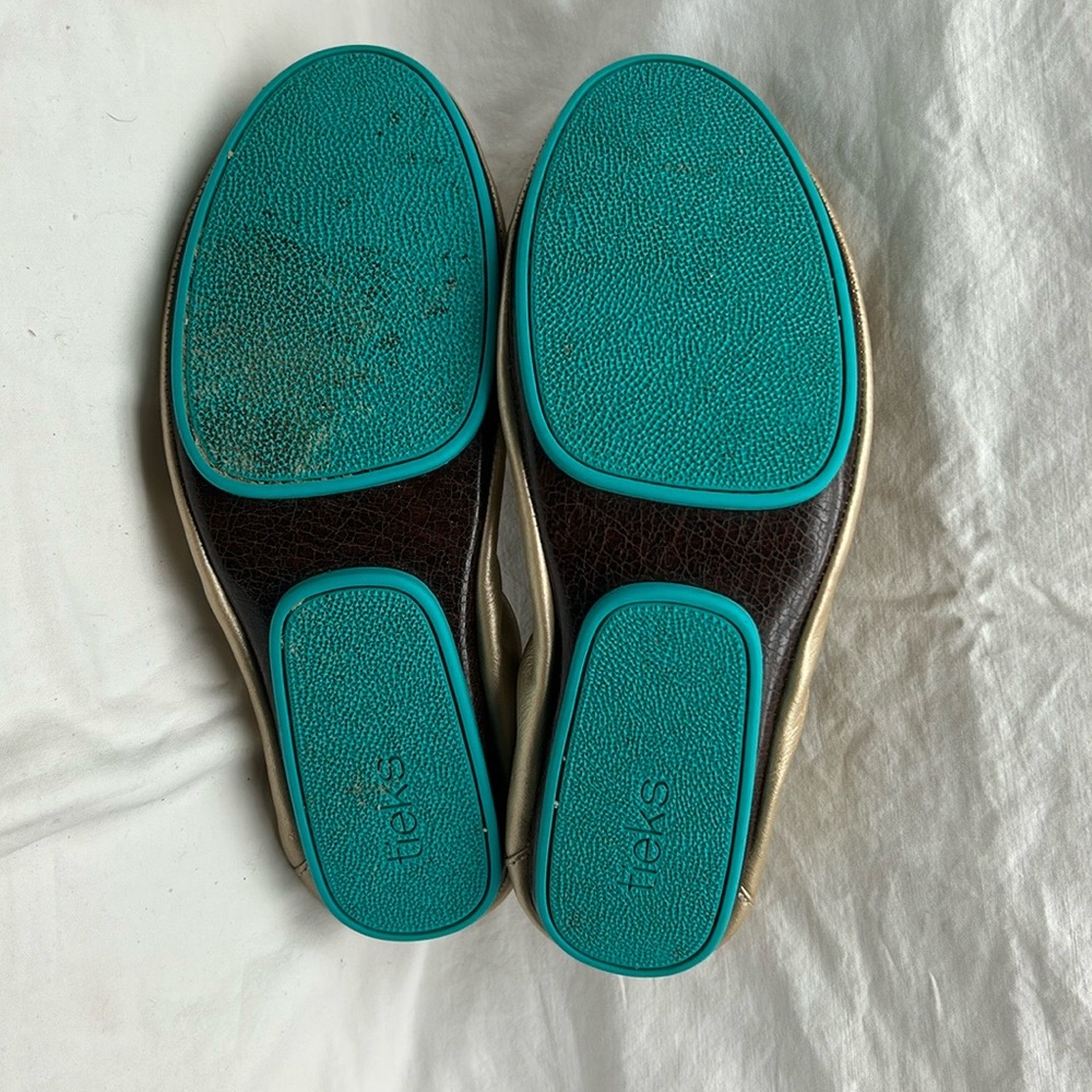 Tieks by Gavrieli Metallic Gold size 9 - Picture 5 of 5